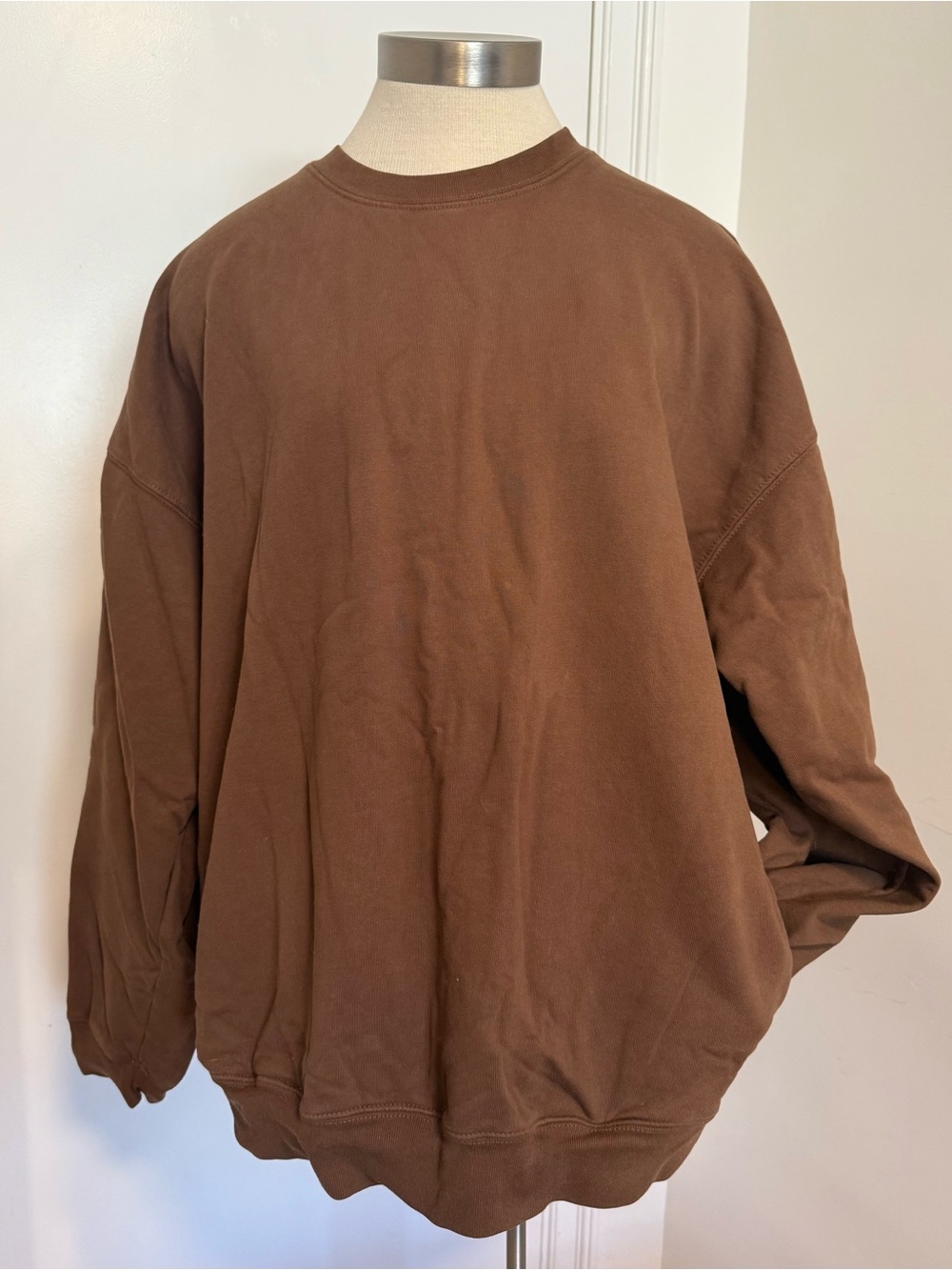 Brandy Melville Brown Oversized Crewneck Sweatshirt w/Pockets OS